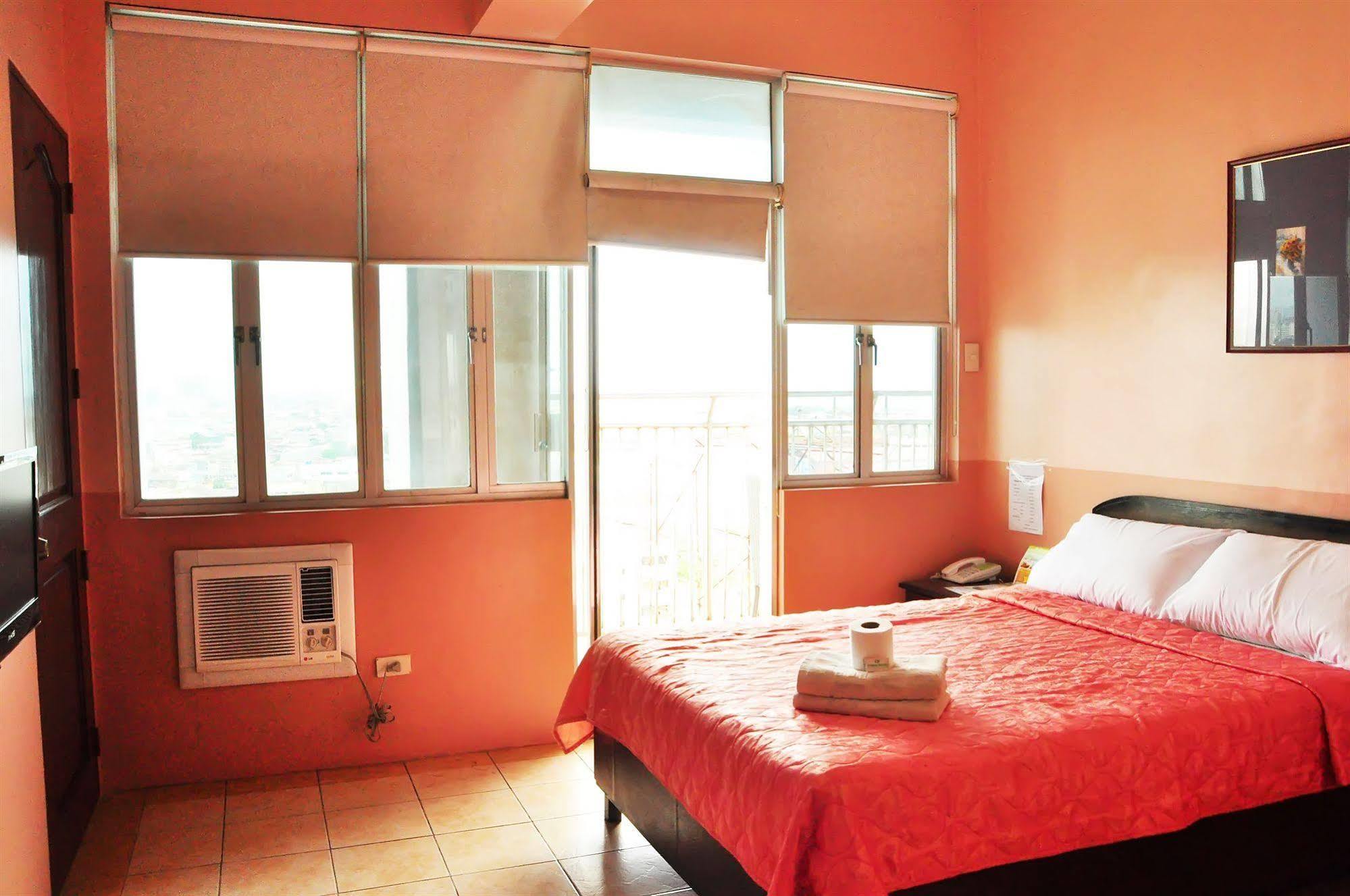 Gv Tower Hotel Cebu Bagian luar foto