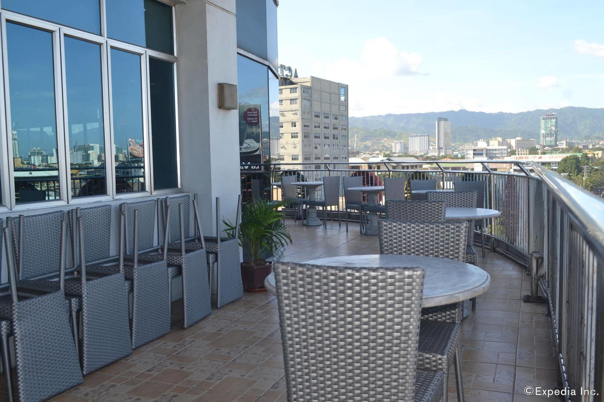 Gv Tower Hotel Cebu Bagian luar foto