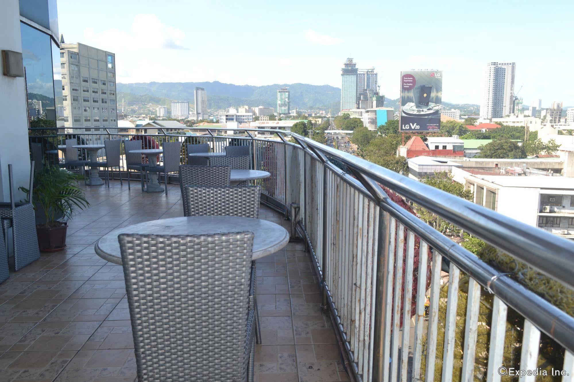 Gv Tower Hotel Cebu Bagian luar foto